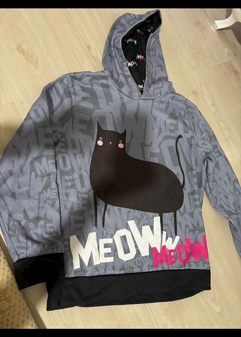 Gri Kapüşonlu Uzun Kollu Baskılı Sweatshirt - Görsel 8