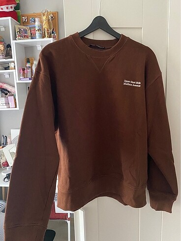 Zara sweatshirt