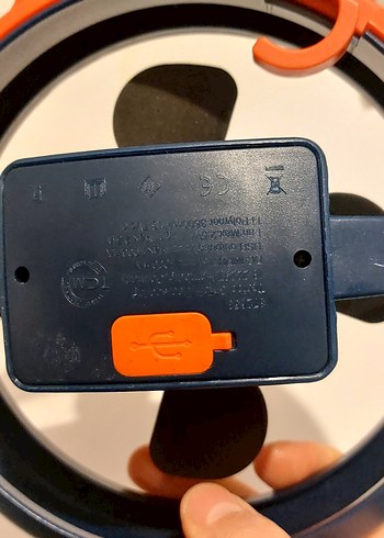 Tchibo USB şarj özellikli kamp vantilatör ve aydınlatması - Görsel 3