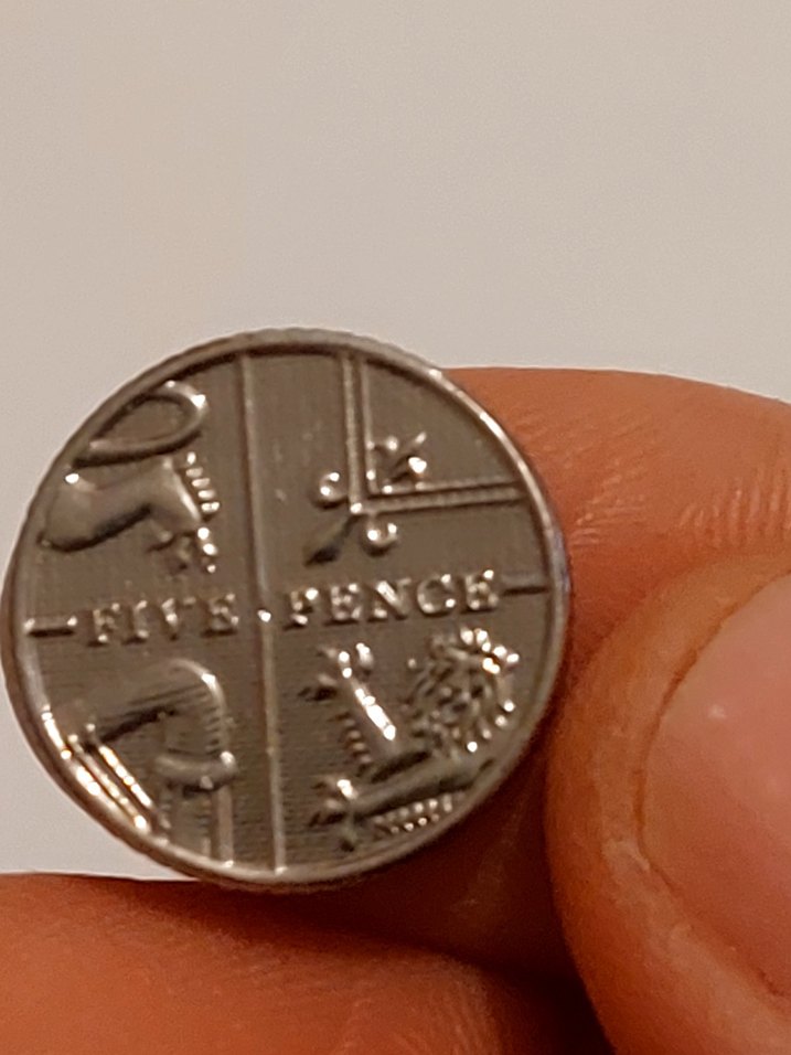 2014 Great Britain Kraliçe Elizabeth 5 pench madeni para - Görsel 4