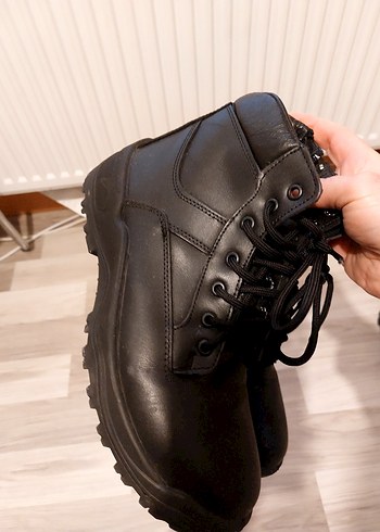 Schuster 41 numara siyah erkek Bot - Görsel 4