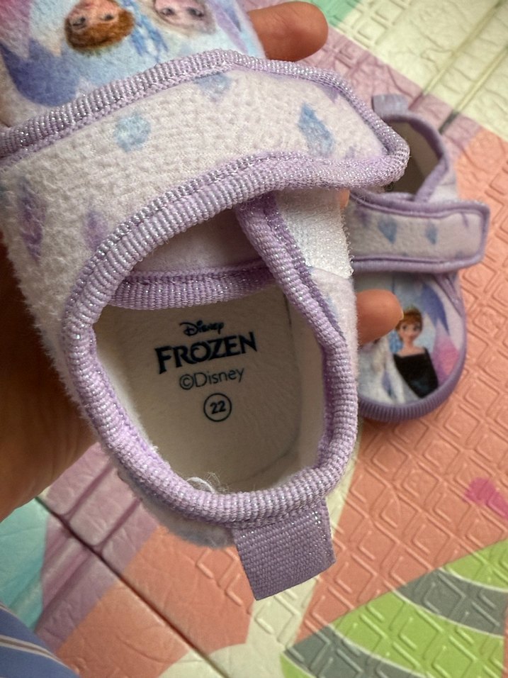 Kız Çocuk Mor Kaydırmaz Ev Terliği - Görsel 2