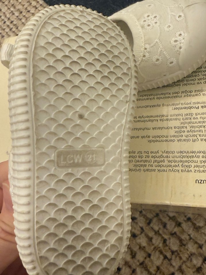 Kız Çocuk Beyaz Nakışlı Babet - Görsel 2