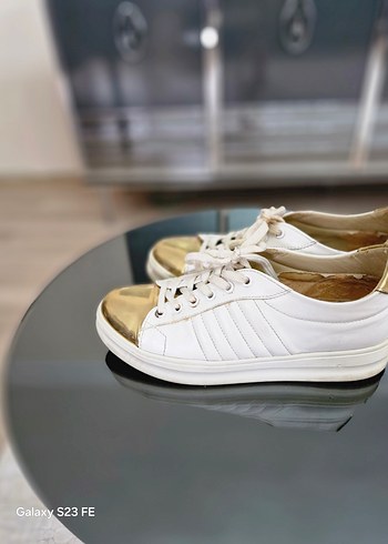 37 Beden beyaz Renk Beyaz Parlak Topuklu Sneaker