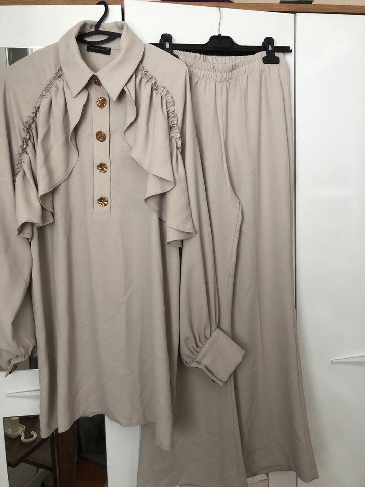 Melike Tatar ikili takım 38 beden - Görsel 2