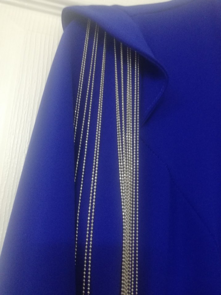 Zincir Detaylı Mavi Uzun Kollu Kadın Elbise - Görsel 3