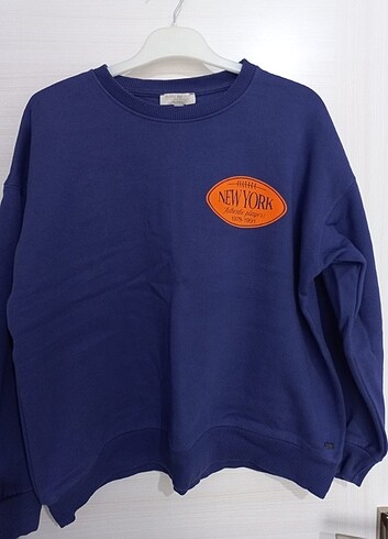 PULL & BEAR SWEATSHIRT