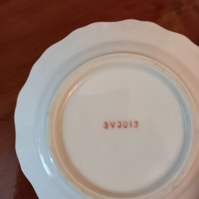 Altın Varaklı Oyun Kartı Desenli Kül Tablası - Görsel 5