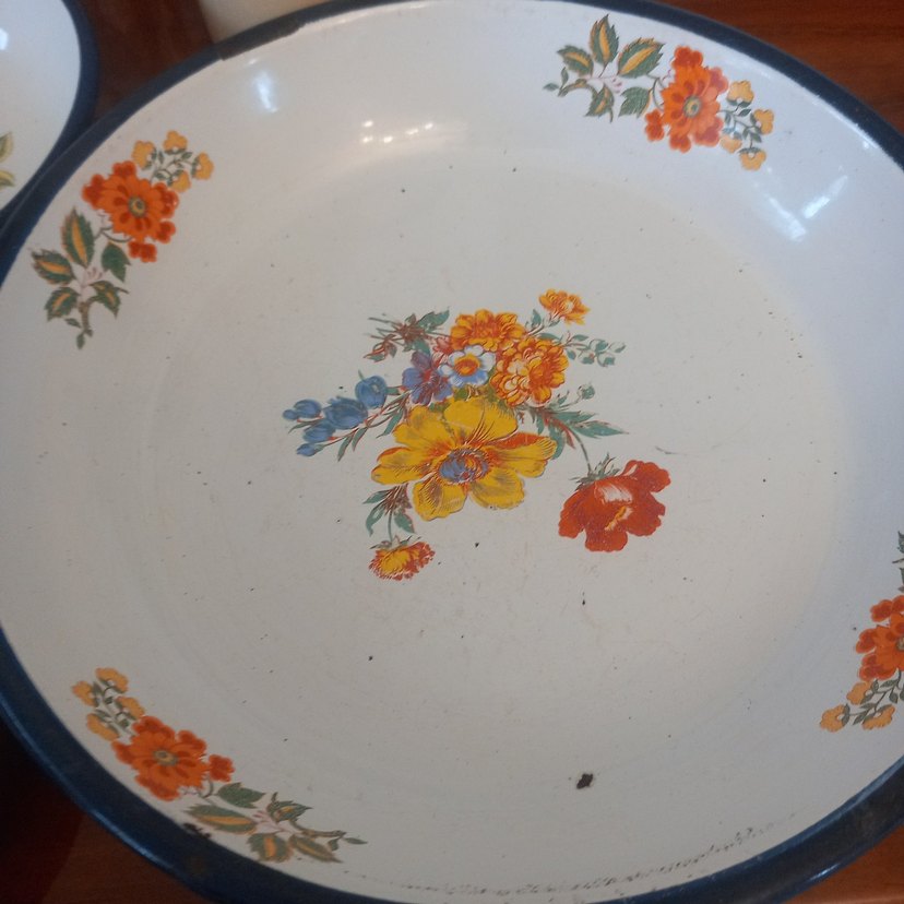 emaye tabaklar ve kupa - Görsel 3