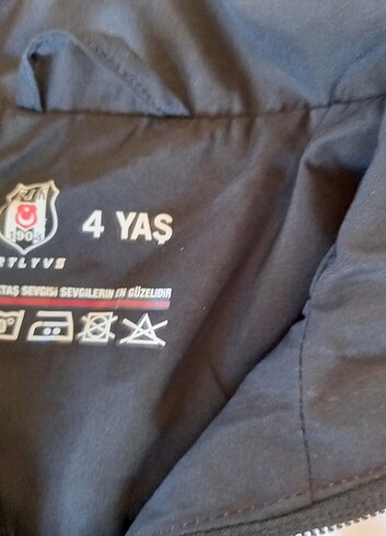 Beşiktaş Besiktas 4 yas mont