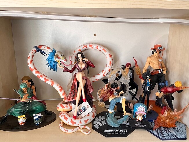 One piece figür loot 12 adet