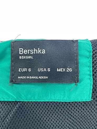 Bershka Spor Dış Giyim %70 İndirimli. - Görsel 4
