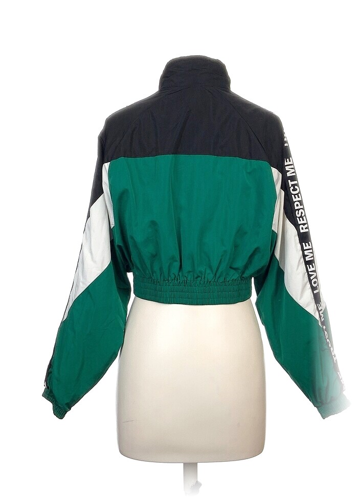 Bershka Spor Dış Giyim %70 İndirimli. - Görsel 3