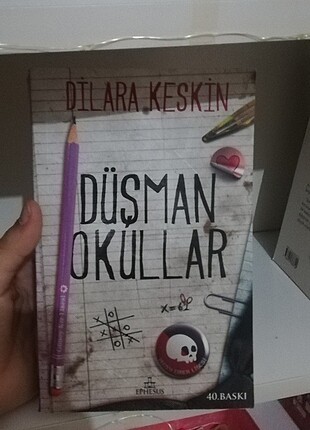  Düşman okullar serisi