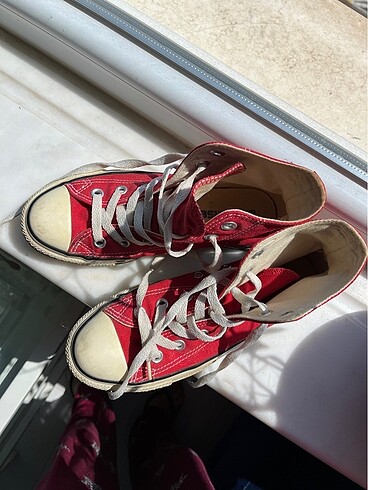 36 Beden kırmızı Renk Converse