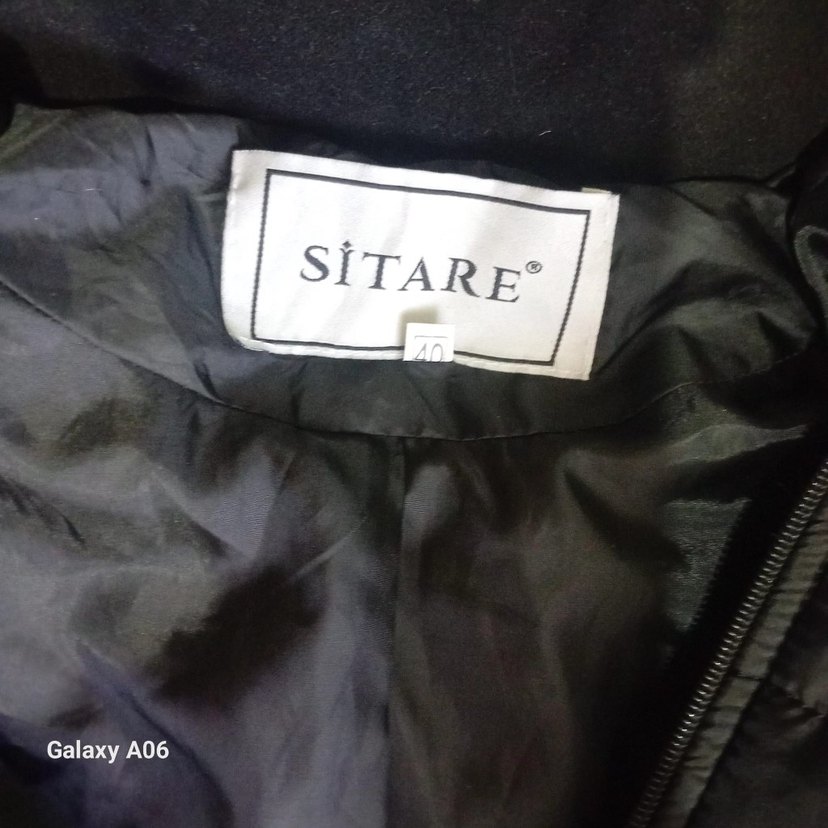 Kadın Siyah Uzun Kürklü Kış Montu - Görsel 3