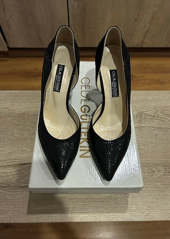 39 Beden Celal Gültekin Siyah Yılan Desenli Stiletto Topuklu Ayakkabı