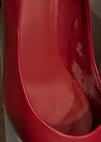 40 Beden kırmızı Renk Kırmızı Zincir Detaylı Kalın Topuklu Stiletto