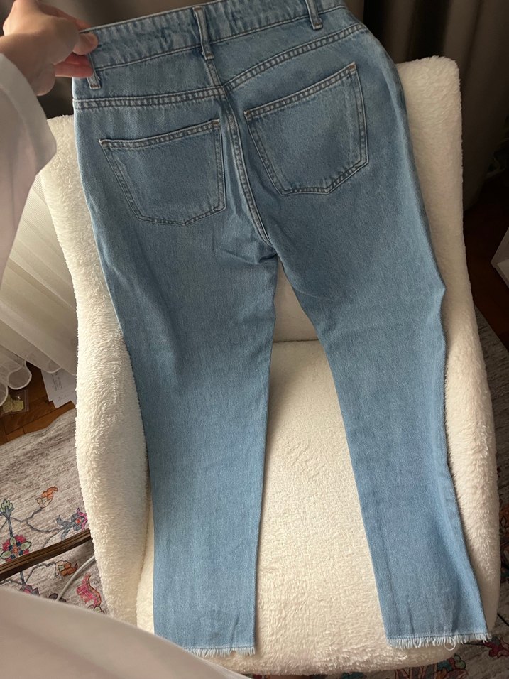 Püsküllü boru paça jean - Görsel 5