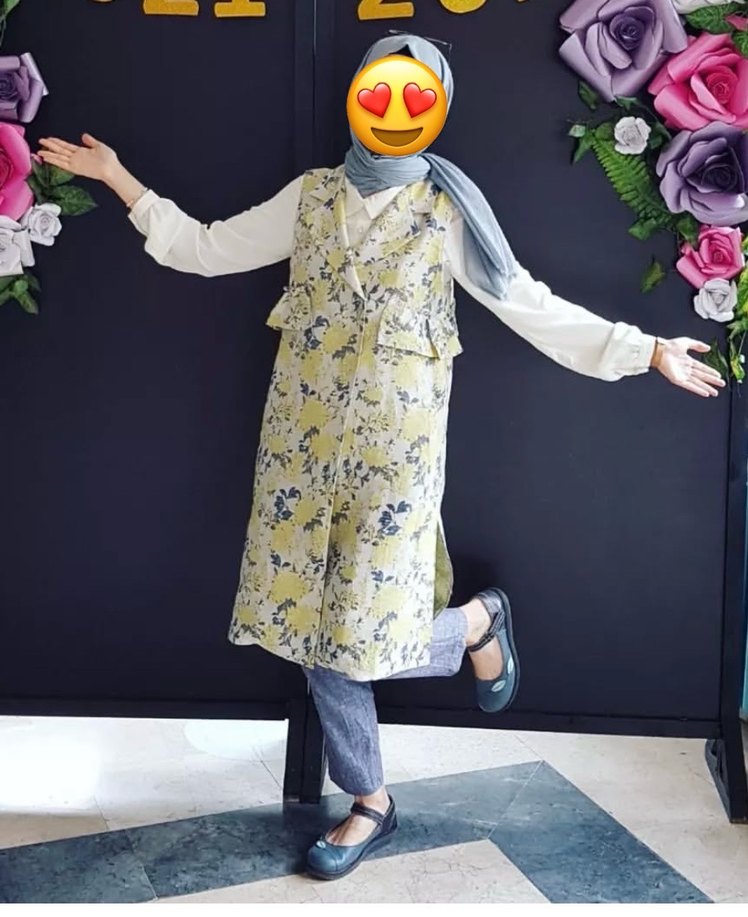 Çiçek Desenli yelek - Görsel 3