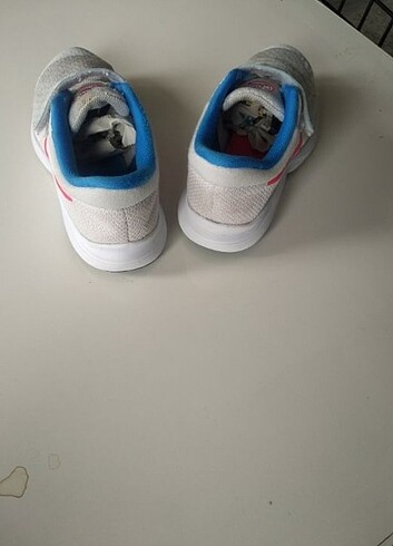 Nike spor ayakkabi