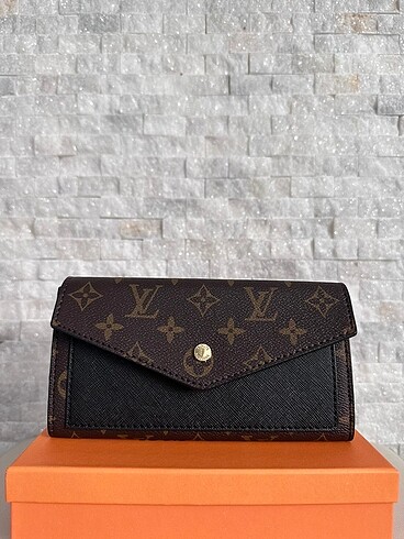 Louis vuitton cüzdan