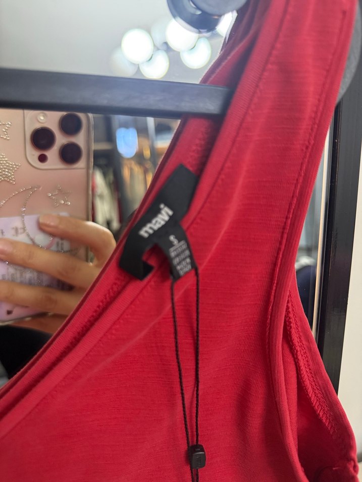 Kadın Kırmızı V Yaka Midi Atlet - Görsel 3