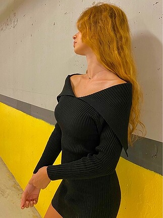 Siyah triko elbise
