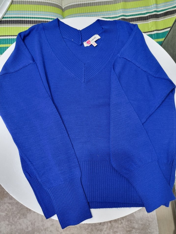 Mavi V Yaka Kadın Triko Kazak - Görsel 2