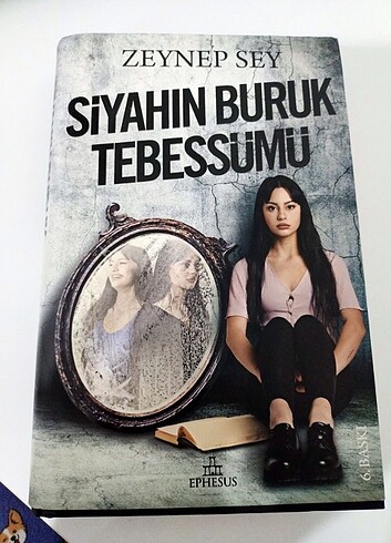 Zeynep Sey - Siyahın Buruk Tebessümü 