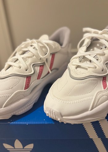 Adidas spor ayakkabı - Görsel 3