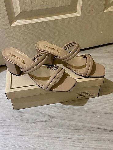 Bej topuklu ayakkabı - Görsel 5