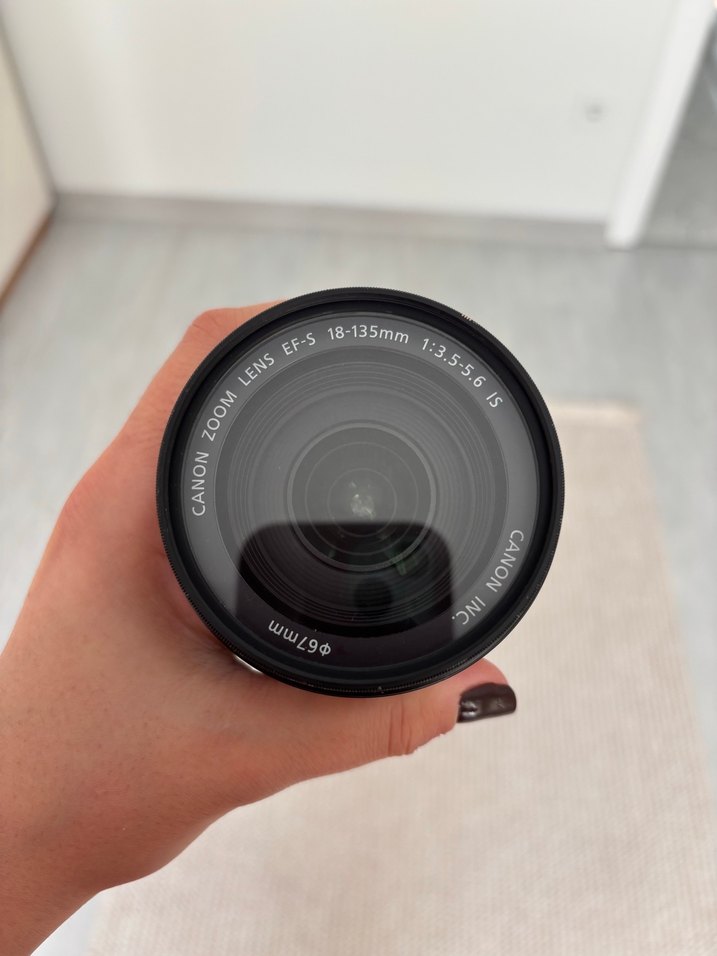 Canon EFs 18-135mm Siyah Kamera Lens - Görsel 4