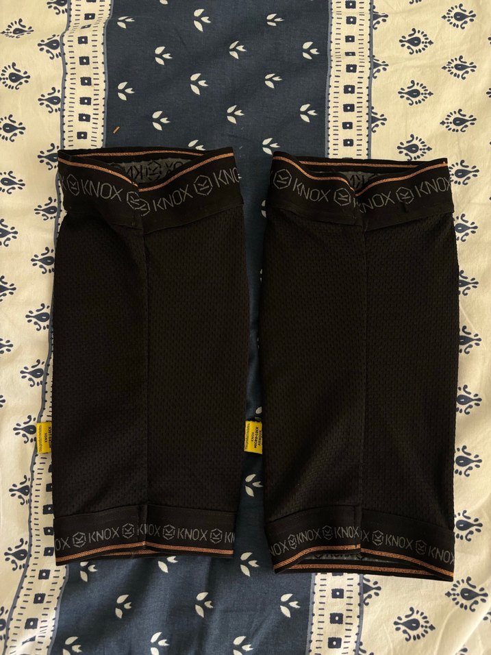 KNOX ACTİON PRO SİYAH DİRSEK KORUMASI - Görsel 2