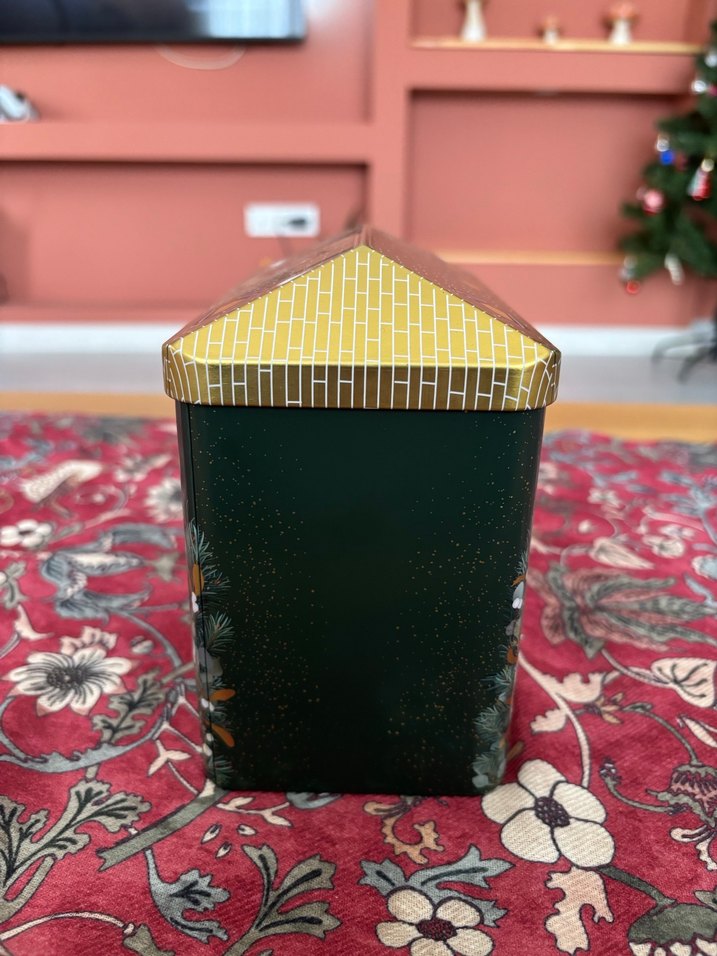 YVES ROCHER YILBAŞI BÜYÜK METAL EV KUTUSU - Görsel 3