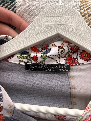 m Beden PATCHWORK DESENLİ BEYAZ GÖMLEK