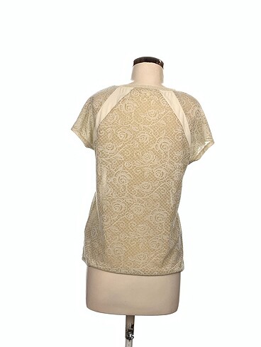 m Beden Koton T-shirt %70 İndirimli.