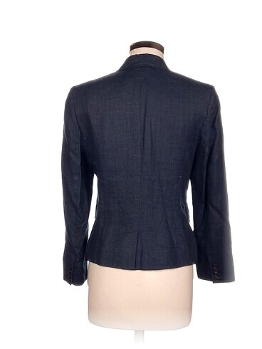 40 Beden ipekyol Blazer %70 İndirimli.