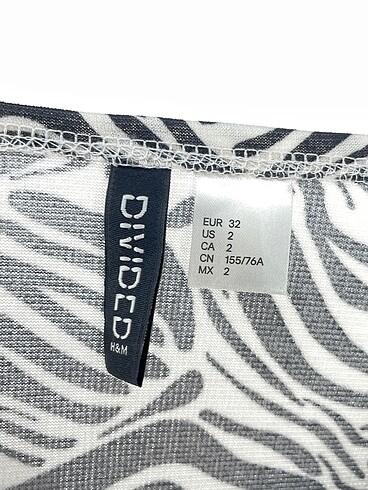 32 Beden çeşitli Renk H&M Kısa Elbise %70 İndirimli.