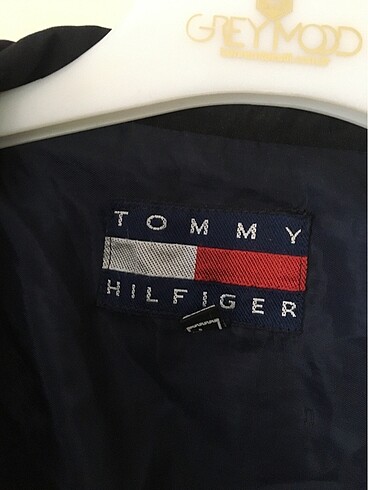 l Beden siyah Renk Tommy Hilfiger L beden erkek mont