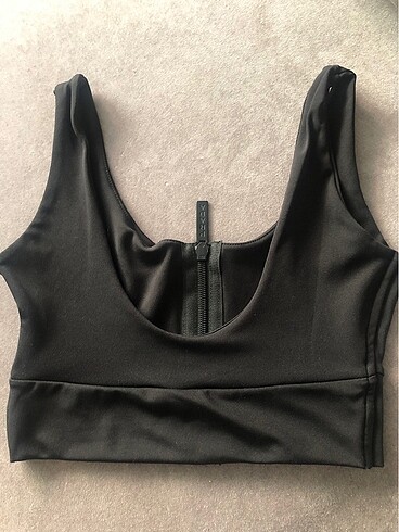 s Beden Prada crops