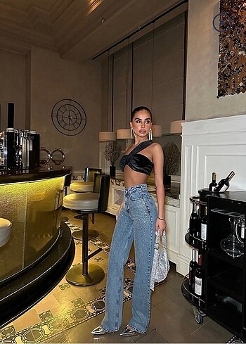 40 Beden Taşlı Jean Cepten Akan Model