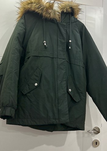 Kürk Detaylı Yeşil Rahat Kesim Kadın Ceket - Görsel 2