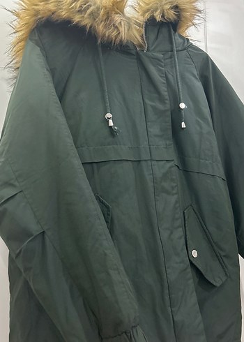 Kürk Detaylı Yeşil Rahat Kesim Kadın Ceket - Görsel 3