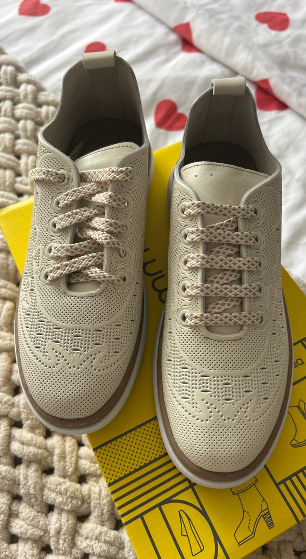 Gri Beyaz Dolgu Topuklu Bağcıklı Kadın Spor Ayakkabı - Görsel 3