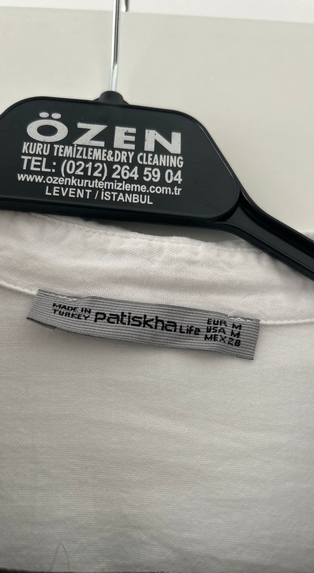 Düğmeli Nakışlı Gri Beyaz Keten Kadın Gömlek - Görsel 4