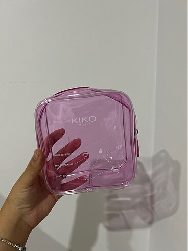 Kiko Kiko makyaj çantası