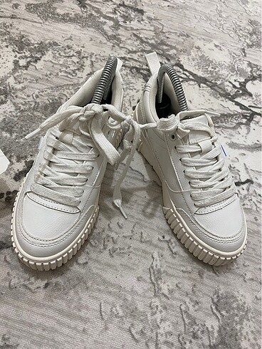 Zara 35 numara
