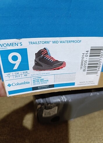 40 Beden Columbia trailstorm mid waterproff bot