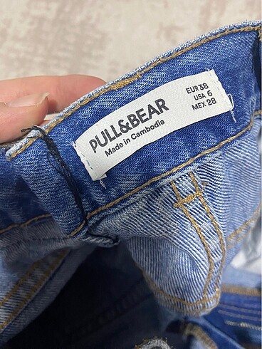 38 Beden mavi Renk Pull&bear kot şort